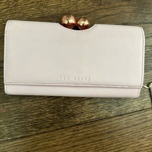 Ted Baker light pink wallet